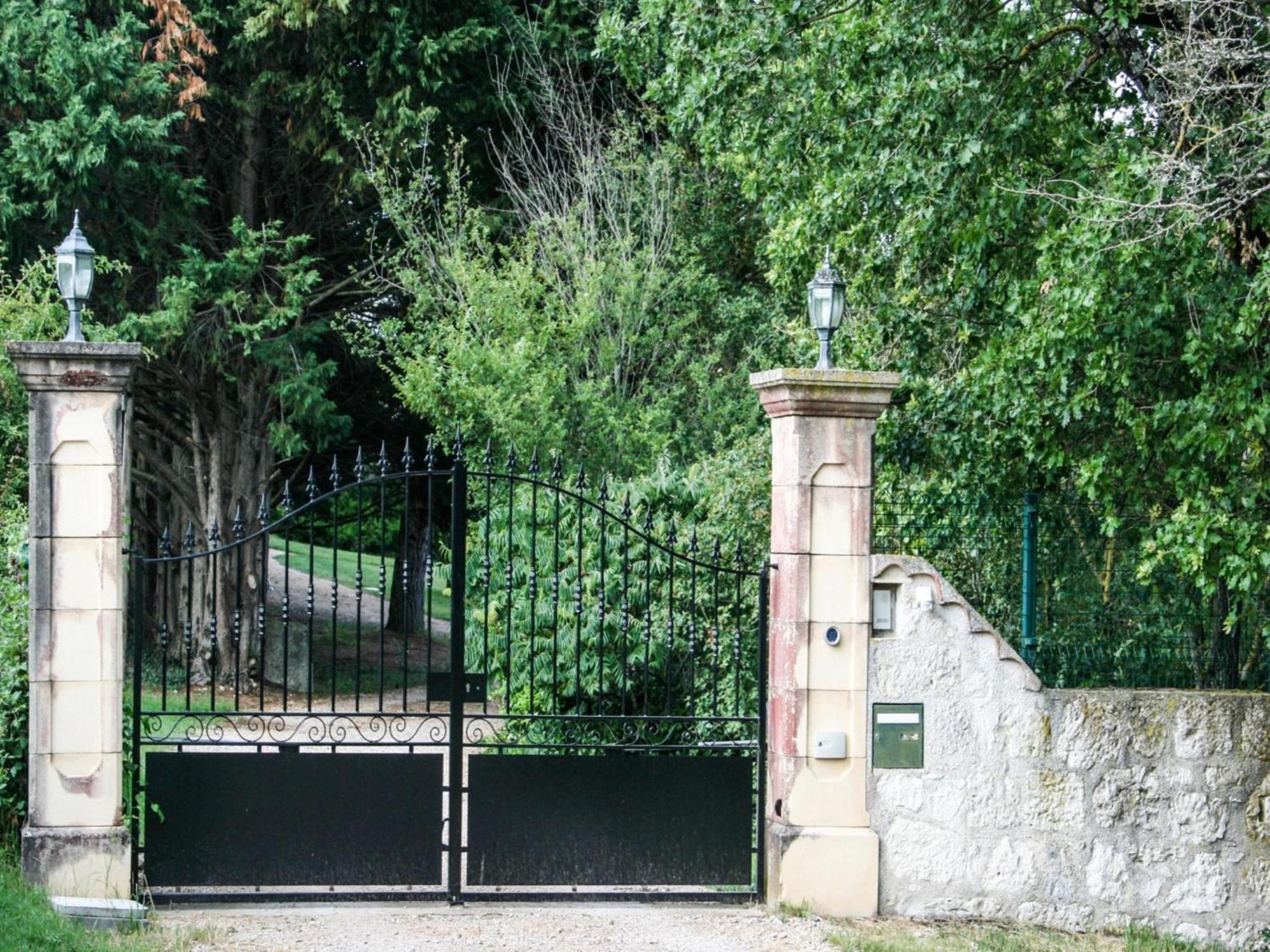 Gites De Saint Maurin Buitenkant foto
